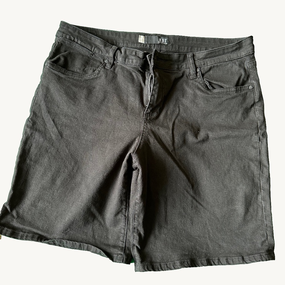 Kut Catherine Short - Black - 16W